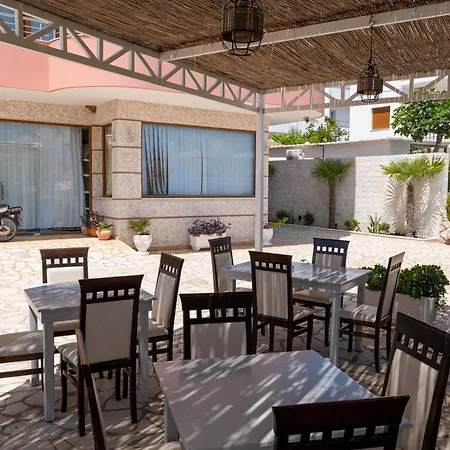 Apartment Doni *