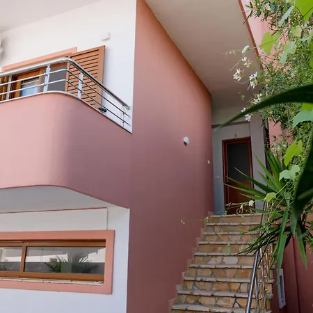 Doni Apartment
