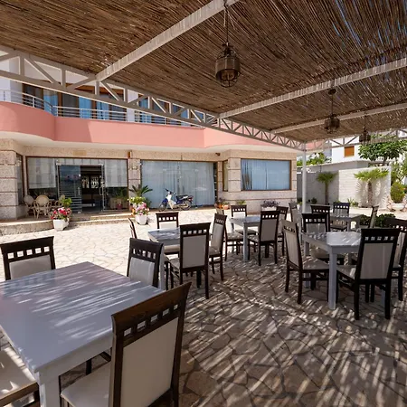 Apartment Doni